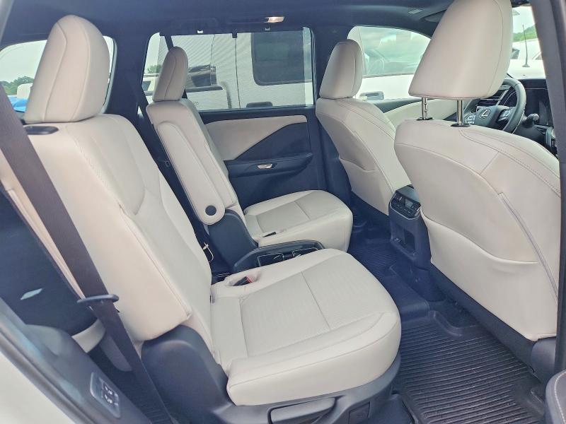 Photo 11 from auction – 2025 LEXUS TX 350 with VIN 5TDAAAB6XSS028803