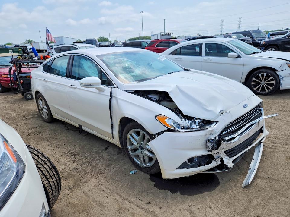 Photo 4 from auction – 2016 FORD FUSION with VIN 3FA6P0HD6GR326463