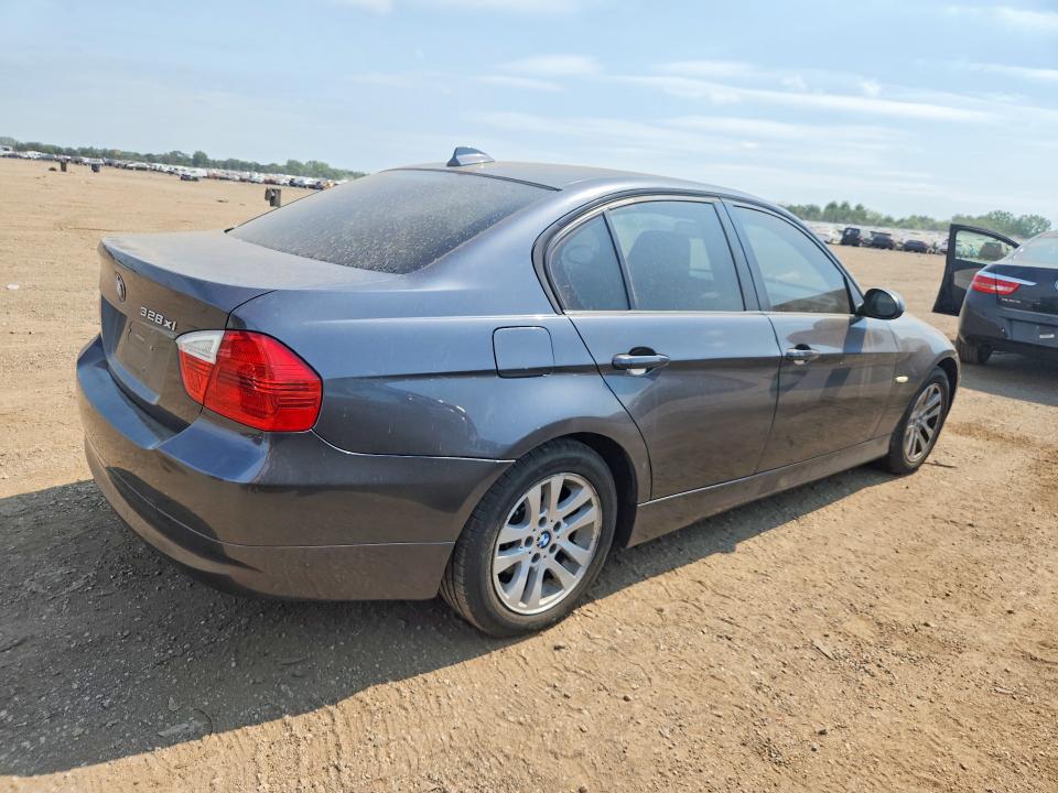 Photo 3 from auction – 2007 BMW 328 with VIN WBAVC73527KP30663
