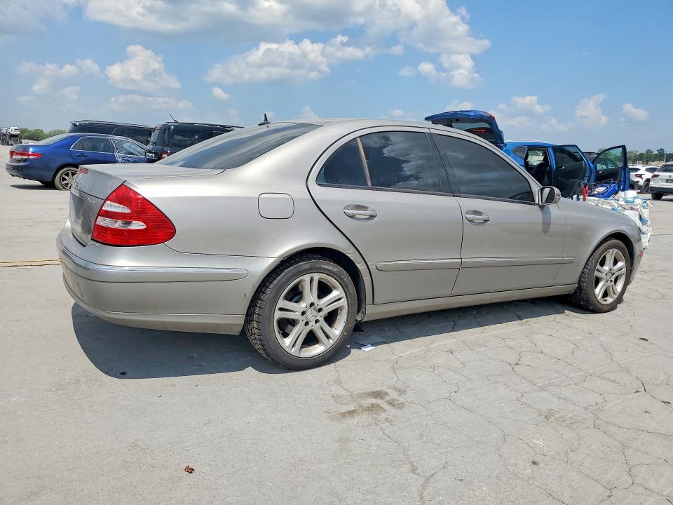 Photo 3 from auction – 2006 MERCEDES-BENZ E with VIN WDBUF56J46A824999