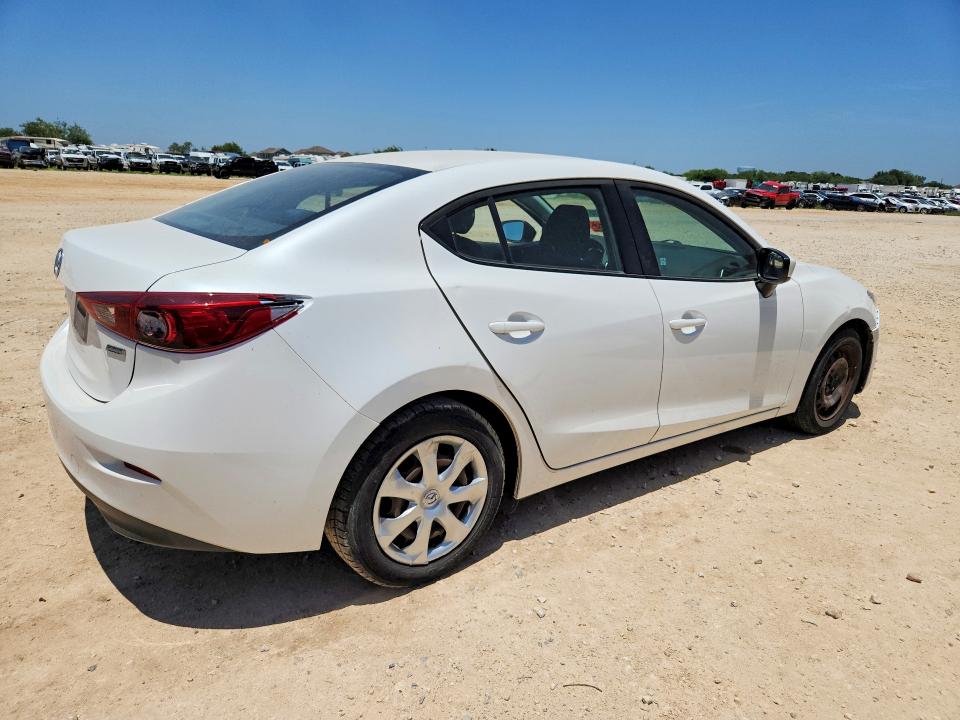 Photo 3 from auction – 2016 MAZDA 3 with VIN 3MZBM1T73GM324141