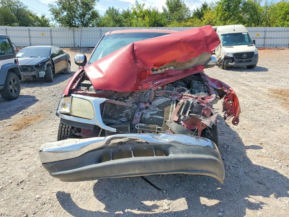 Photo 5 from auction – 2002 FORD F150 with VIN 1FTRW07L82KC43651