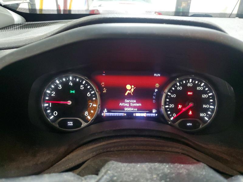 Photo 9 from auction – 2017 JEEP RENEGADE with VIN ZACCJADB3HPF34689