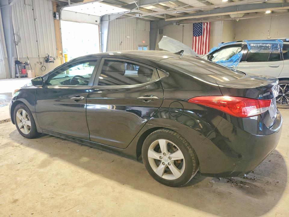 Photo 2 from auction – 2012 HYUNDAI ELANTRA with VIN KMHDH4AE8CU324544
