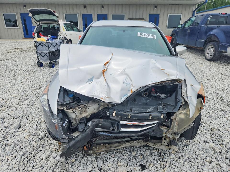Photo 5 from auction – 2011 HONDA ACCORD with VIN 1HGCP2F67BA115144