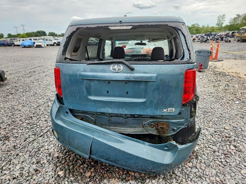 Photo 6 from auction – 2008 SCION XB with VIN JTLKE50E081045470