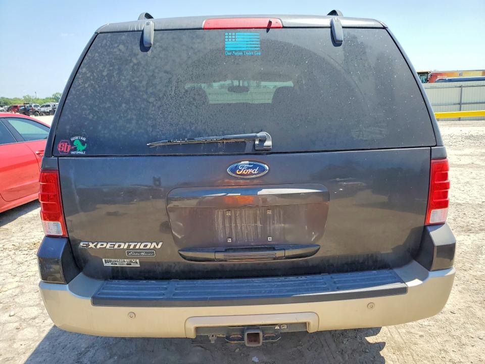 Photo 6 from auction – 2005 FORD EXPEDITION with VIN 1FMPU175X5LA63845