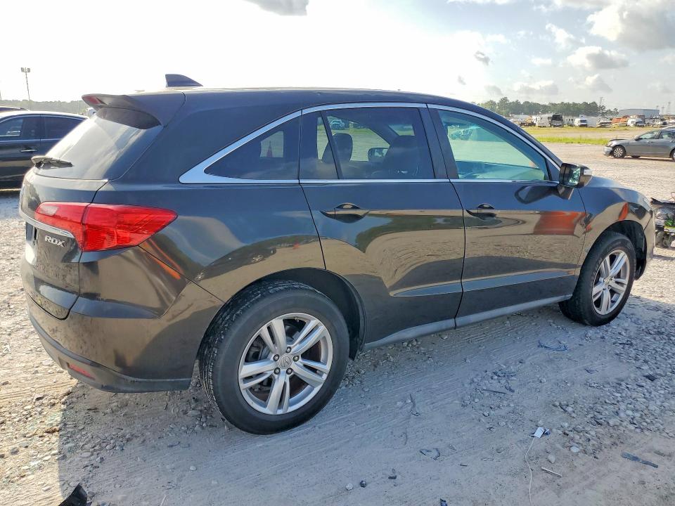 Photo 3 from auction – 2015 ACURA RDX with VIN 5J8TB3H35FL015870