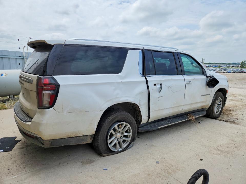 Photo 3 from auction – 2024 CHEVROLET SUBURBAN with VIN 1GNSKCKD0RR299770
