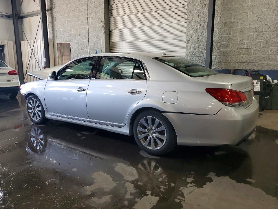 Photo 2 from auction – 2011 TOYOTA AVALON with VIN 4T1BK3DB5BU420408