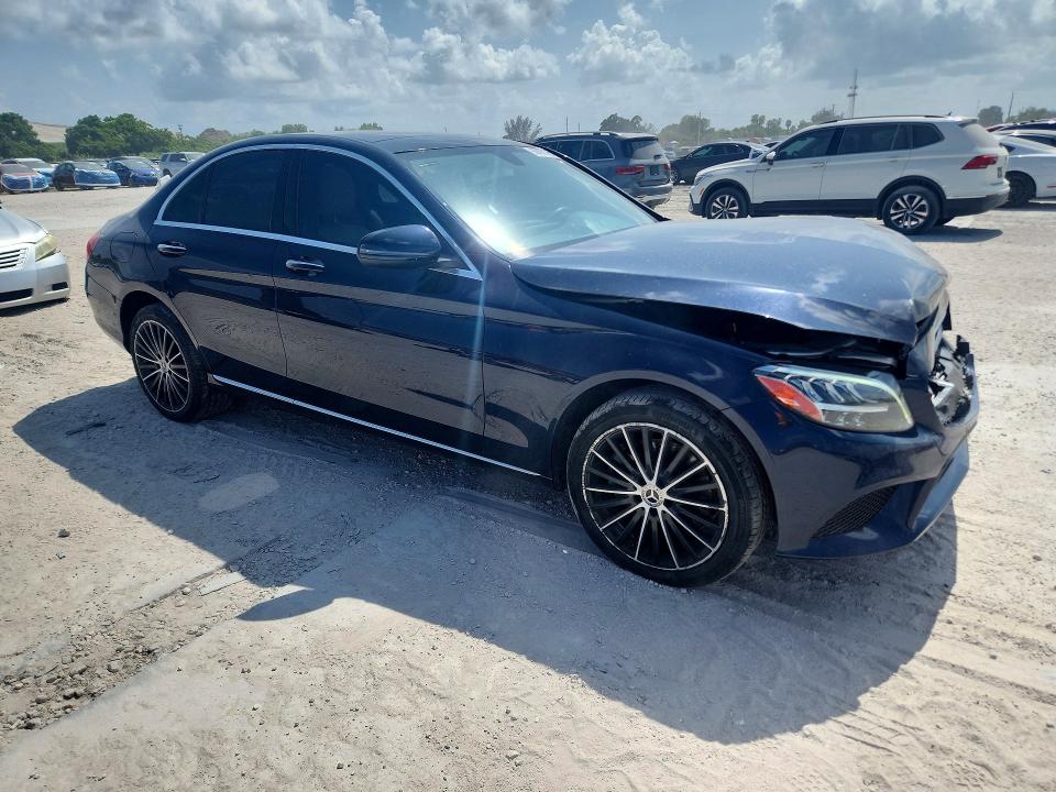 Photo 4 from auction – 2020 MERCEDES-BENZ C with VIN WDDWF8EB3LR559727