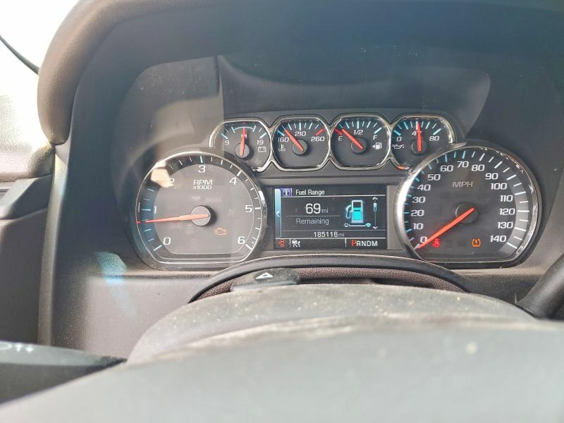 Photo 9 from auction – 2015 CHEVROLET SUBURBAN with VIN 1GNSCKKC1FR183682
