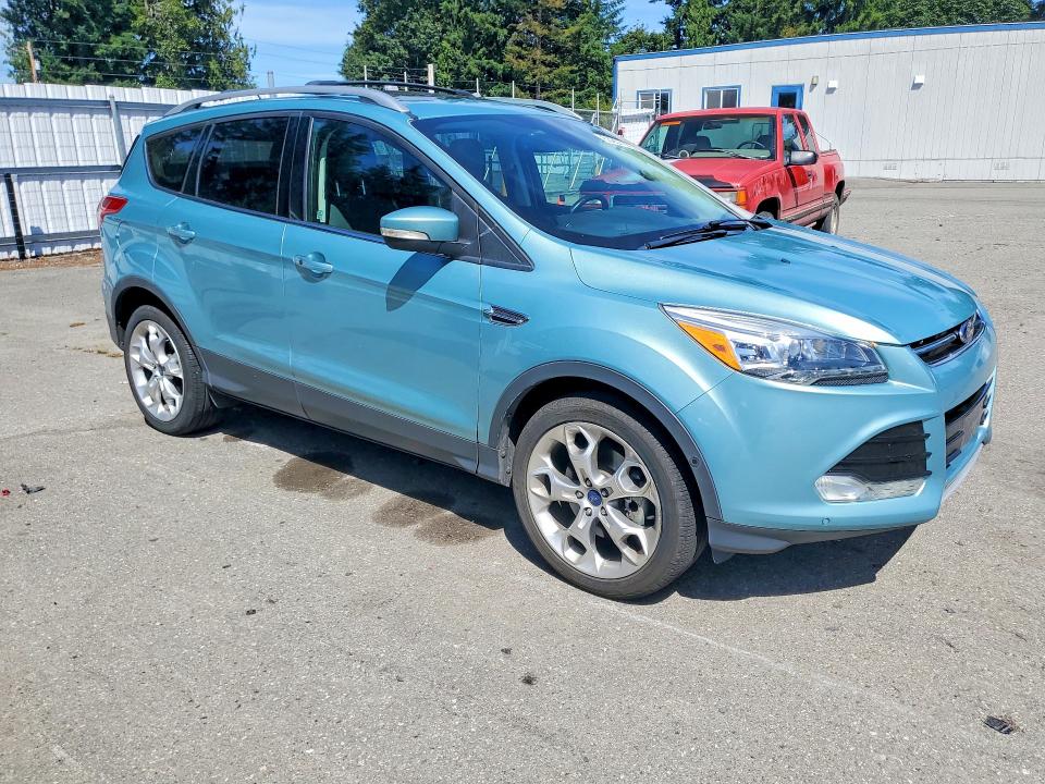 Photo 4 from auction – 2013 FORD ESCAPE with VIN 1FMCU9J99DUB40433