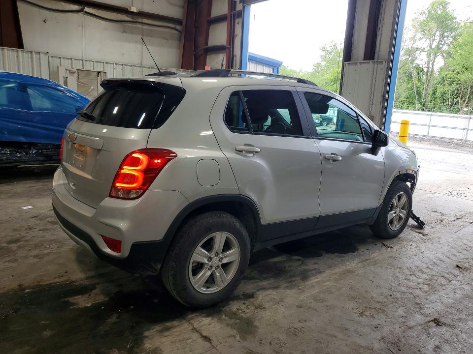 Photo 3 from auction – 2022 CHEVROLET TRAX with VIN KL7CJPSM1NB566602