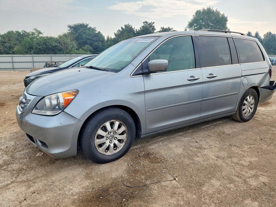 HONDA ODYSSEY 2010 with VIN 5FNRL3H60AB042700 - Photo from auction