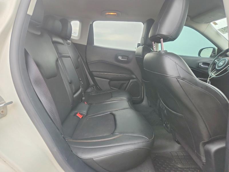 Photo 11 from auction – 2018 JEEP COMPASS with VIN 3C4NJDBB6JT283047