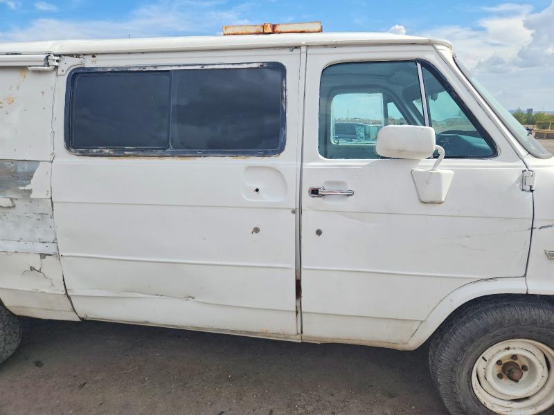 Photo 10 from auction – 1992 GMC VANDURA with VIN 1GTEG25K7N7507886