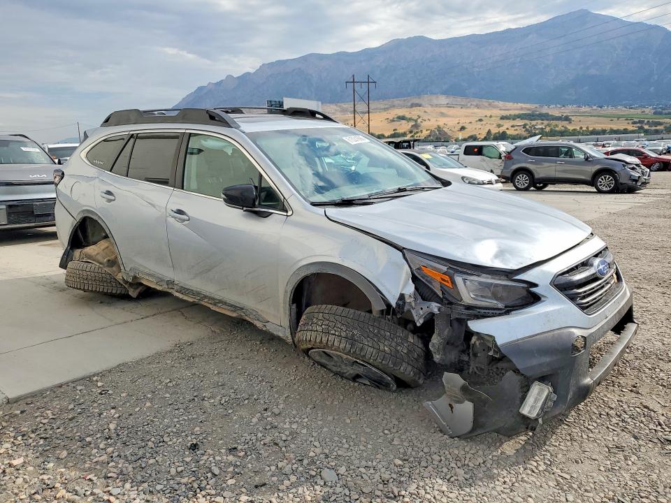 Photo 4 from auction – 2020 SUBARU OUTBACK with VIN 4S4BTGKD3L3124030