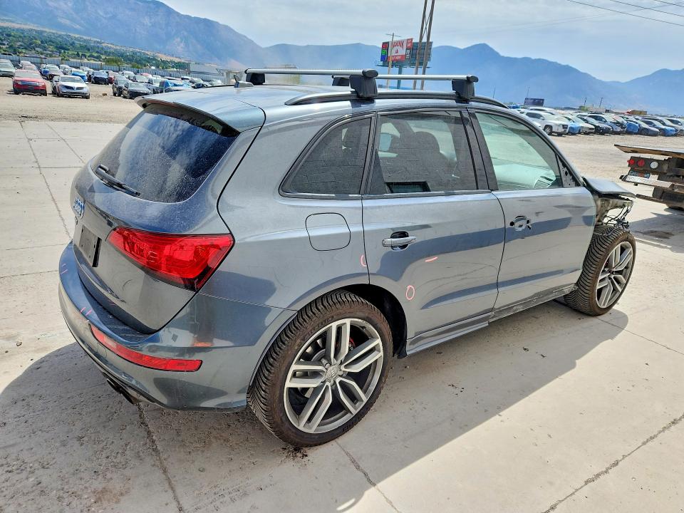 Photo 3 from auction – 2016 AUDI SQ5 with VIN WA1CCAFP2GA029819