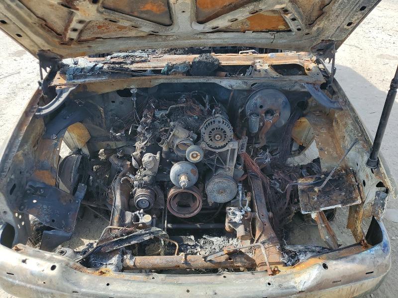 Photo 12 from auction – 2003 GMC YUKON with VIN 1GKEK13T83J320973
