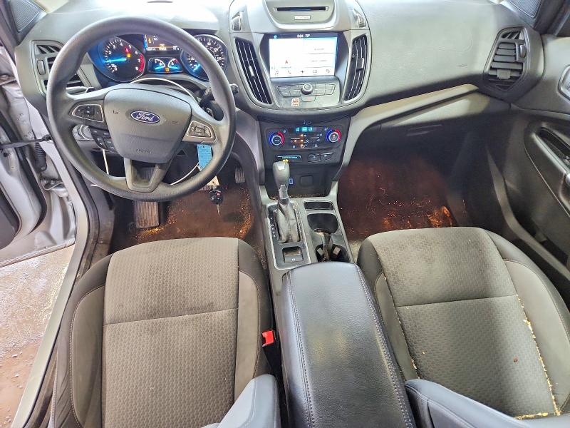 Photo 8 from auction – 2017 FORD ESCAPE with VIN 1FMCU9GD4HUD02230