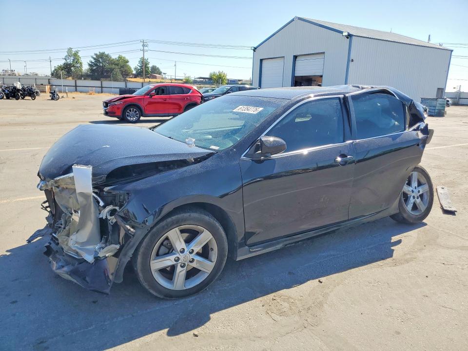 2014 TOYOTA CAMRY - Търг №61354776