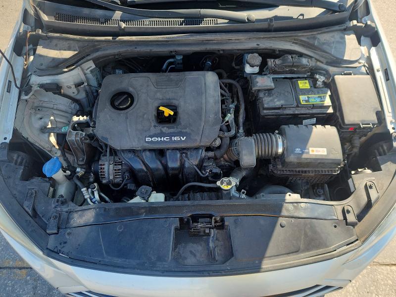 Photo 11 from auction – 2017 HYUNDAI ELANTRA with VIN 5NPD74LF1HH168250