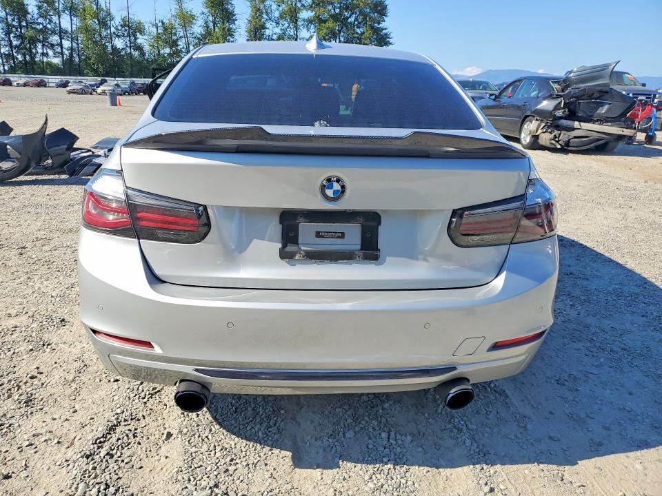 Photo 6 from auction – 2013 BMW 335 with VIN WBA3B9C58DF585235