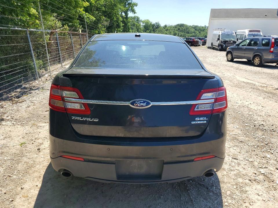 Photo 6 from auction – 2013 FORD TAURUS with VIN 1FAHP2E8XDG135885