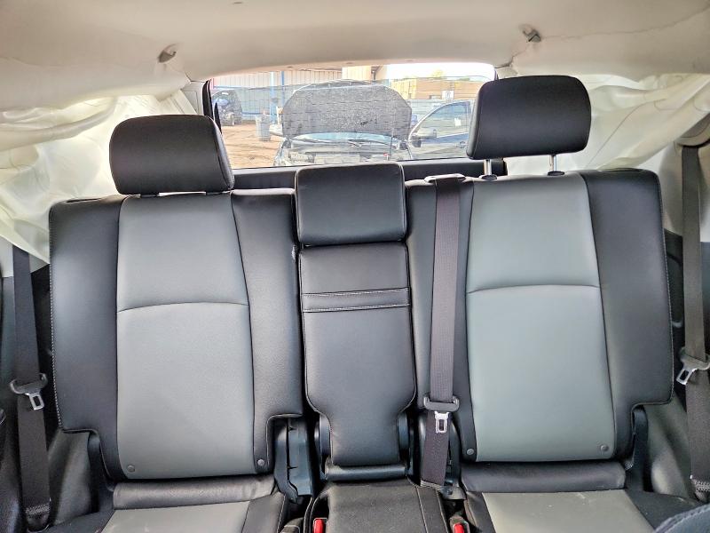 Photo 10 from auction – 2019 TOYOTA 4RUNNER with VIN JTEBU5JR2K5689614