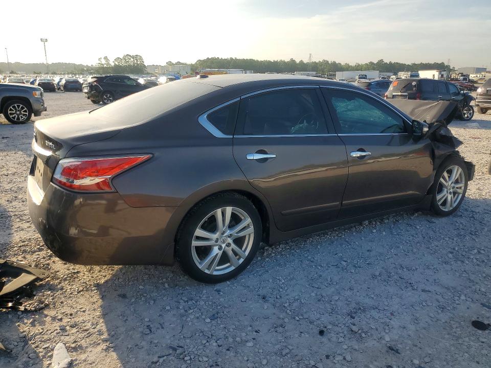 Photo 3 from auction – 2015 NISSAN ALTIMA with VIN 1N4BL3AP7FC179177