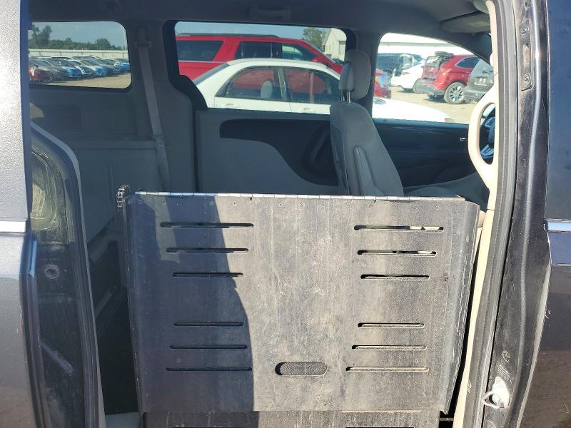 Photo 11 from auction – 2012 DODGE GRAND CARAVAN with VIN 2C4RDGDG8CR104497