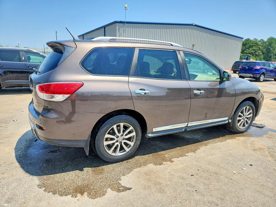 صورة رقم 3 من المزاد - 2015 NISSAN PATHFINDER مع VIN 5N1AR2MN7FC643900