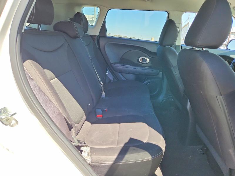 Photo 10 from auction – 2016 KIA SOUL with VIN KNDJN2A21G7256277