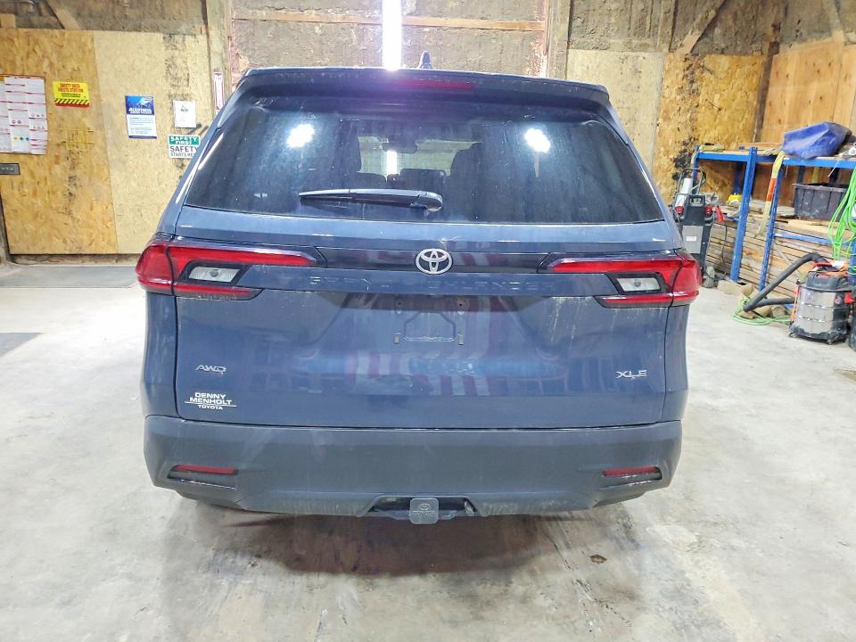 Photo 6 from auction – 2026 TOYOTA GRAND HIGHLANDER with VIN 5TDAAAB57TS107449