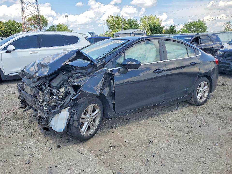 Photo 1 from auction – 2018 CHEVROLET CRUZE with VIN 1G1BE5SM2J7129477