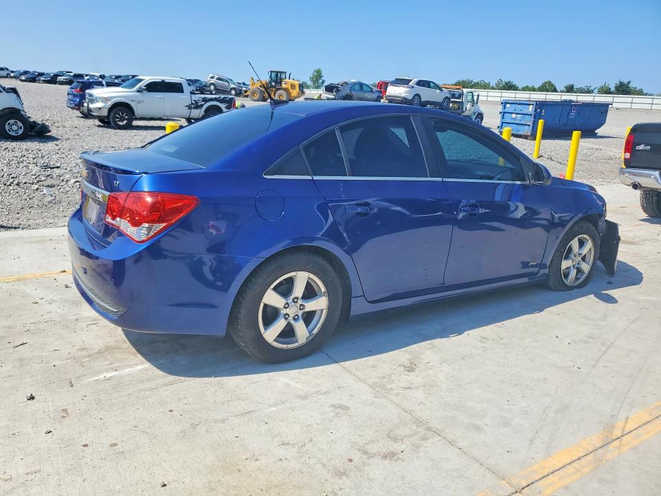 Photo 3 from auction – 2012 CHEVROLET CRUZE with VIN 1G1PF5SC9C7170010