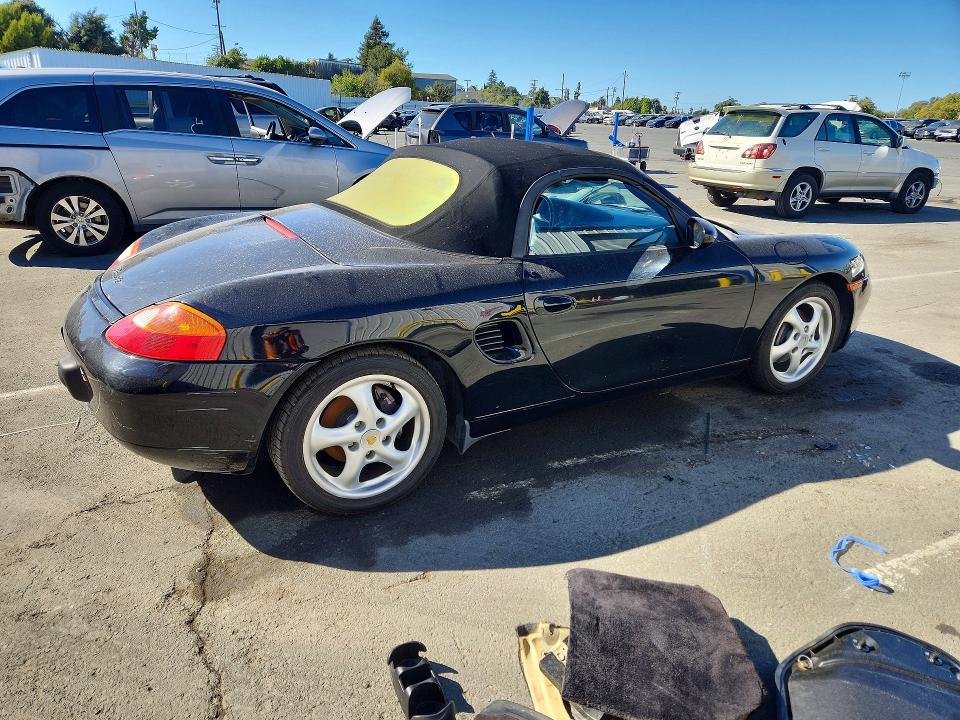 Photo 3 from auction – 2000 PORSCHE BOXSTER with VIN WP0CA2983YU622031