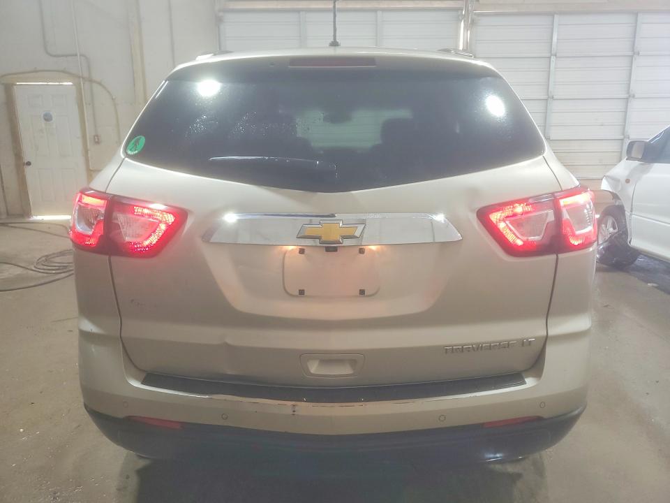 Photo 6 from auction – 2015 CHEVROLET TRAVERSE with VIN 1GNKRHKD7FJ129697