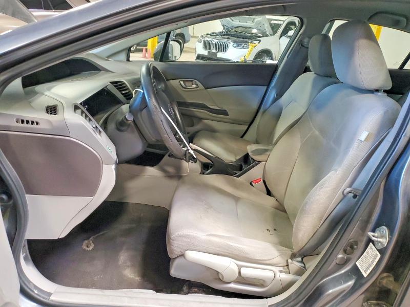 Photo 7 from auction – 2012 HONDA CIVIC with VIN 19XFB2F57CE387578