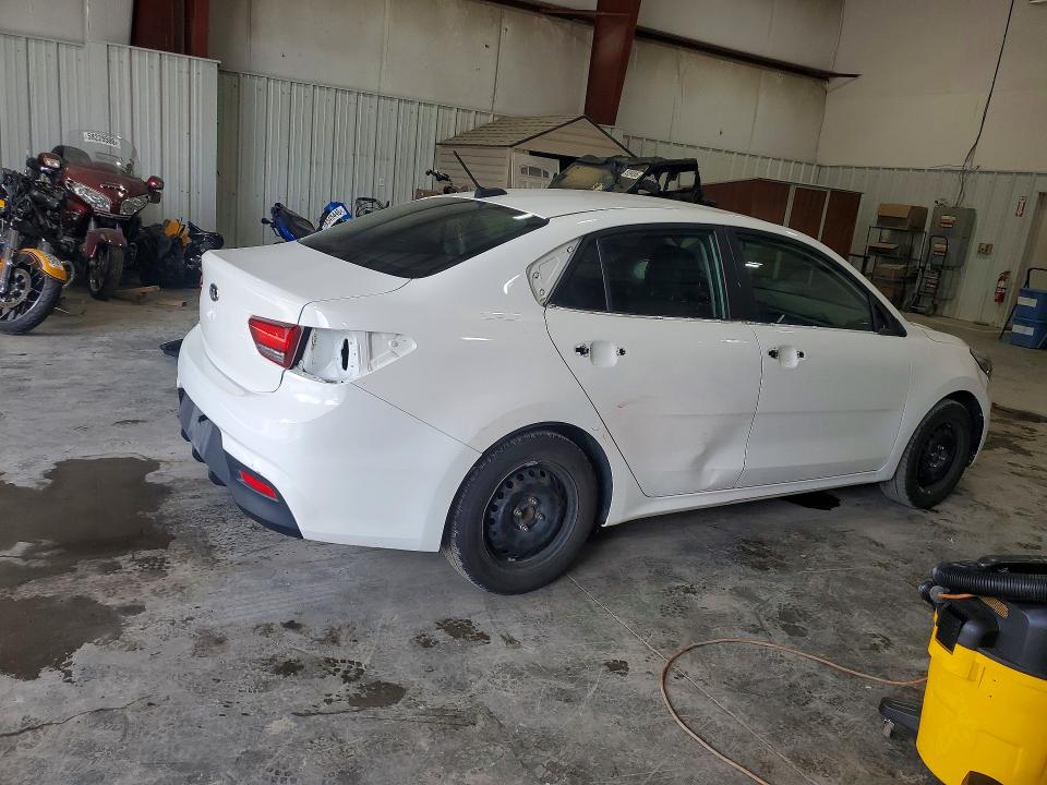 Photo 3 from auction – 2019 KIA RIO with VIN 3KPA24AB0KE170049