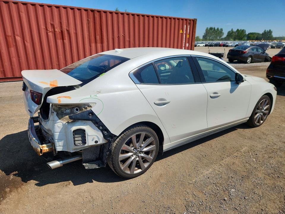 Photo 3 from auction – 2019 MAZDA 3 with VIN JM1BPBDM9K1147475
