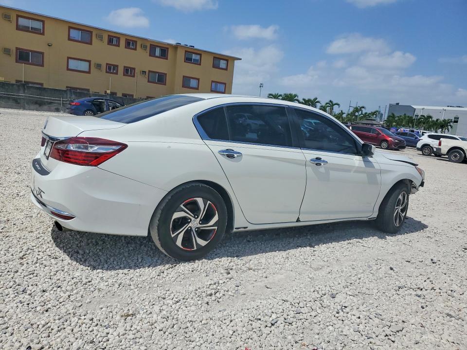 Photo 3 from auction – 2017 HONDA ACCORD with VIN 1HGCR2F35HA143985