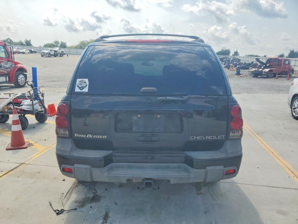 Photo 6 from auction – 2004 CHEVROLET TRAILBLAZER with VIN 1GNDT13S642239680
