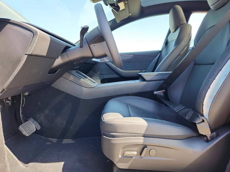 Photo 7 from auction – 2026 TESLA MODEL Y with VIN 7SAYGDED1TF660140