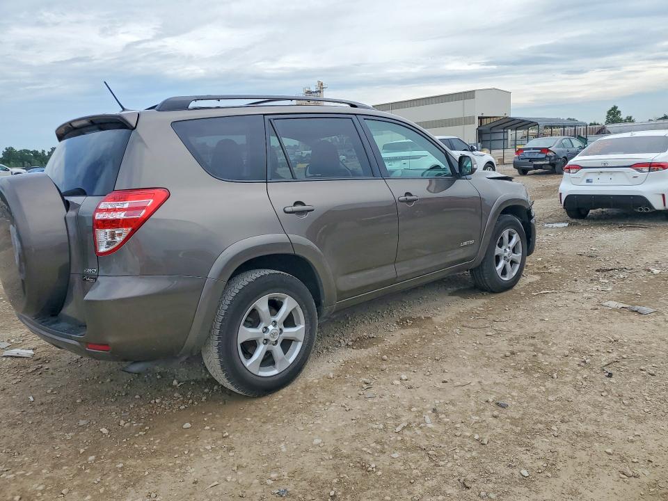 Photo 3 from auction – 2012 TOYOTA RAV4 with VIN 2T3DF4DV3CW250054