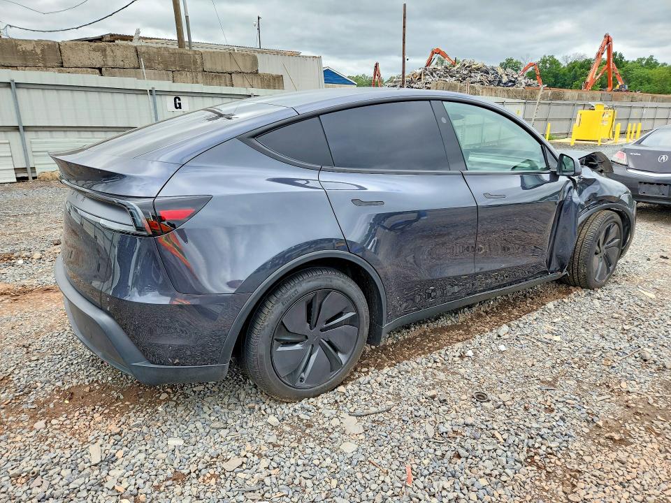 Photo 3 from auction – 2026 TESLA MODEL Y with VIN 7SAYGDED2TA475124