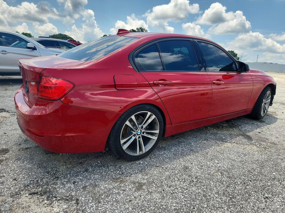 Photo 3 from auction – 2013 BMW 328 with VIN WBA3A5G50DNP25323