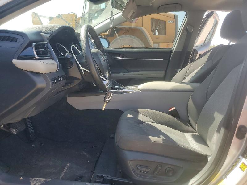 Photo 7 from auction – 2022 TOYOTA CAMRY with VIN 4T1C11AK4NU649750