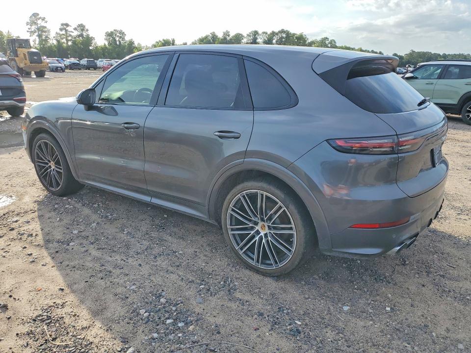Photo 2 from auction – 2019 PORSCHE CAYENNE with VIN WP1AB2AY0KDA62412